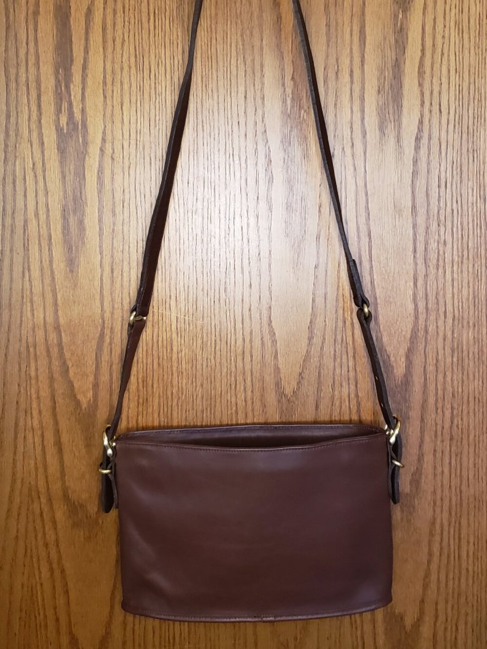 Vintage COACH Equestrian Zip Leather Mahogany Shoulder Crossbody bag #9802